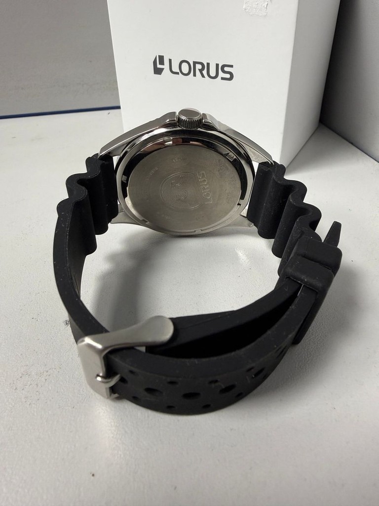 Дешиво Lorus pc32-x-122 с ломбарда
