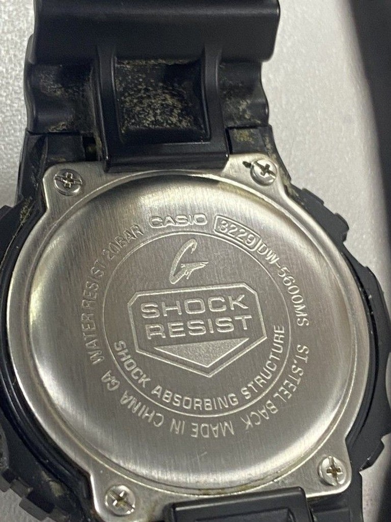 Дешиво Casio dw-5600ms с ломбарда