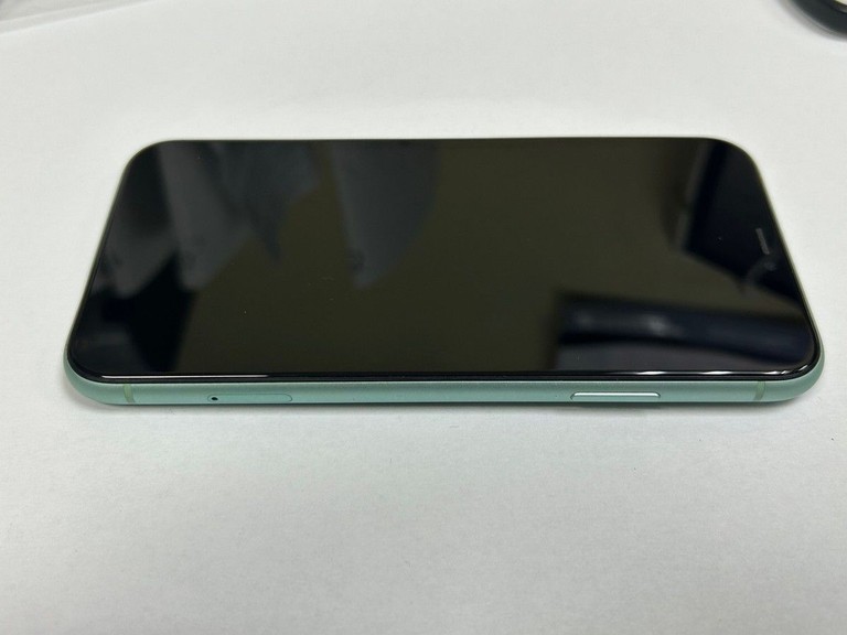 Apple iphone 11 64gb Код:01-201126827. Зображення 9