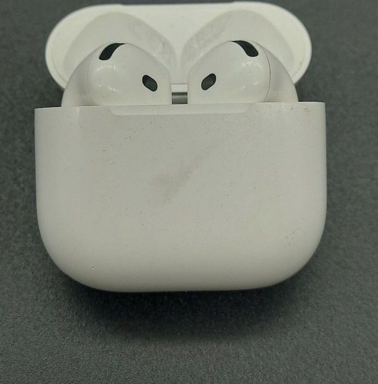 Купити Apple airpods 4 Б/У