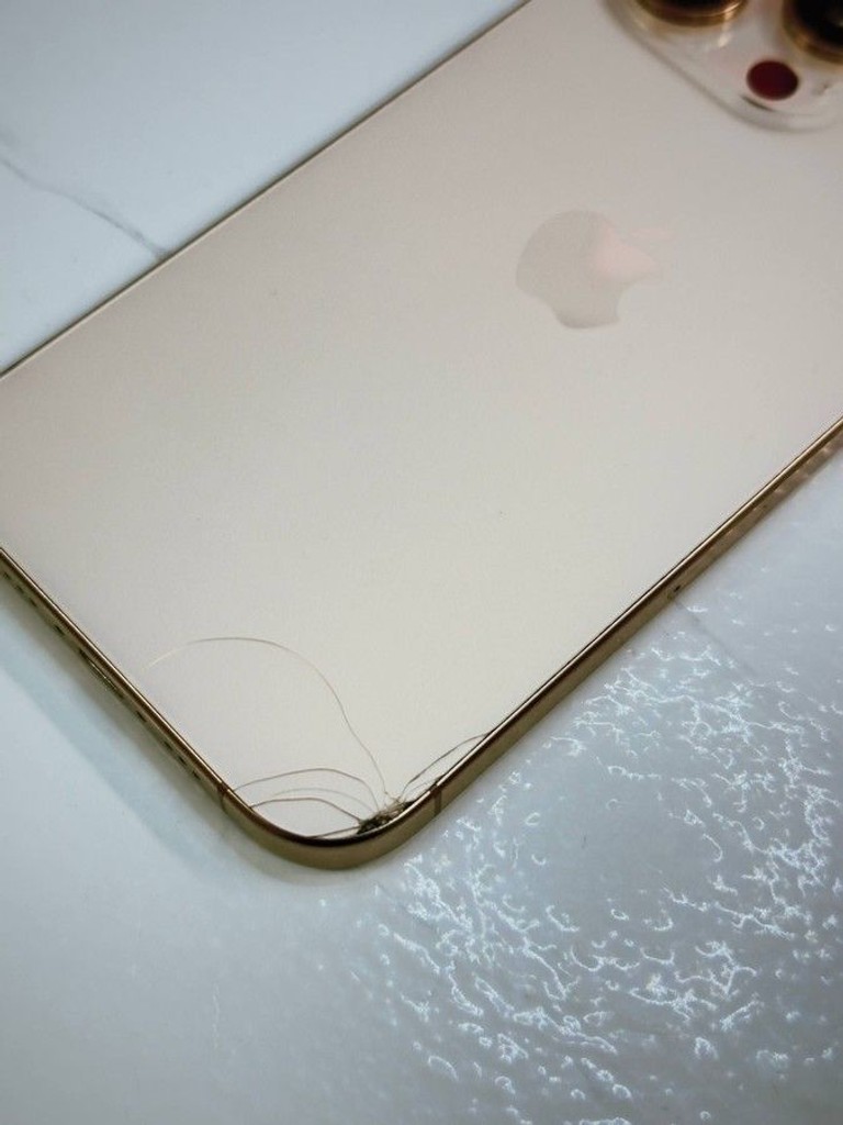Apple iphone 16 pro 128gb Код:01-201177953. Изображение 11