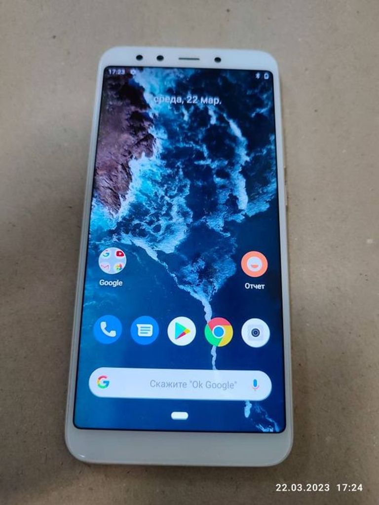 Купить Xiaomi Mi A2 4/64GB Black Б/У