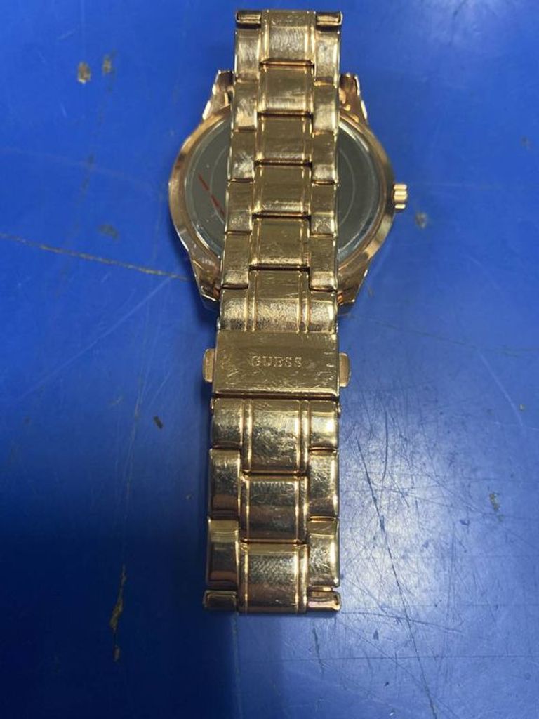 Guess gw0405l3