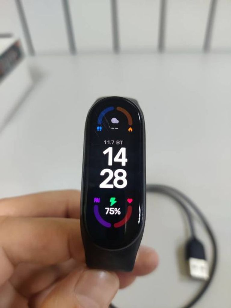 Розпродаж Xiaomi mi band 6, продавець Техноскарб