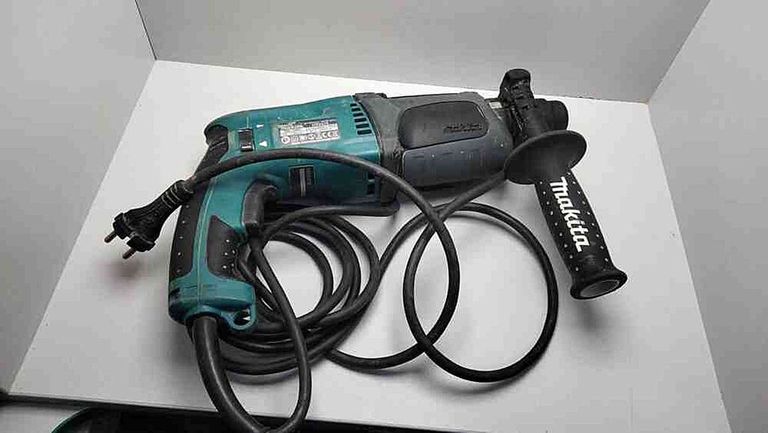 Makita HR2470