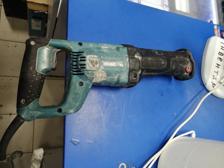 Makita jr 3050t