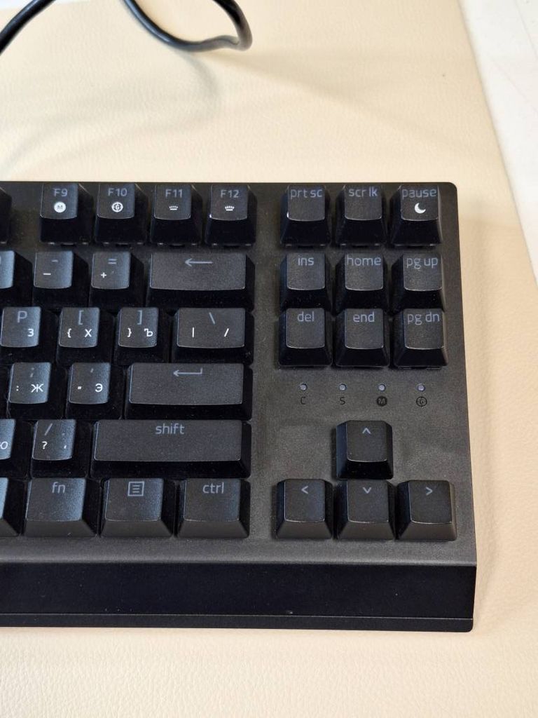 Дешиво Razer blackwidow v3 tkl с ломбарда