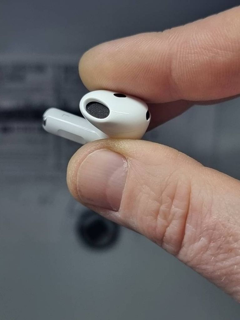 Apple airpods 4 Код:01-200460838. Зображення 6