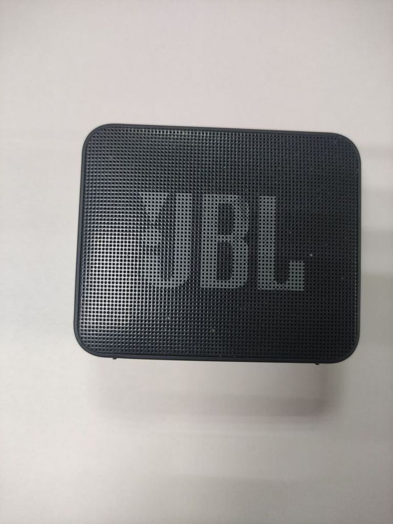 Дешиво Jbl go essential с ломбарда