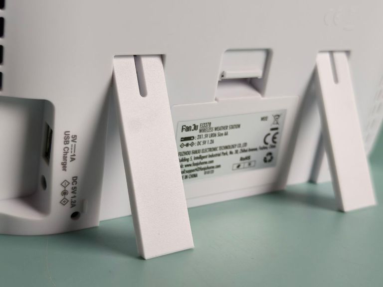 Багатофункціональна цифрова метеостанція FanJu FJ3378 з термометром, гігрометром і барометром і портом USB. Колір: Дерево. Код:null. Зображення 7