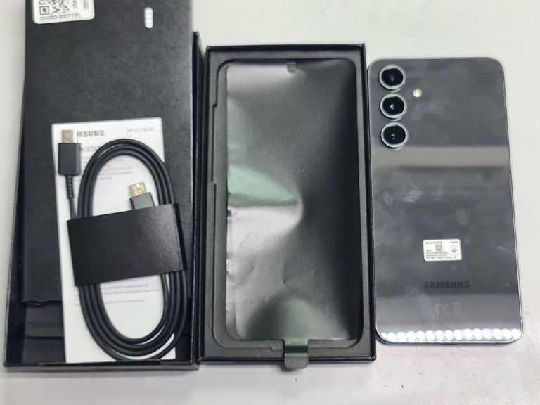 Samsung galaxy s24 fe 8/128gb Код:01-200531187. Зображення 6