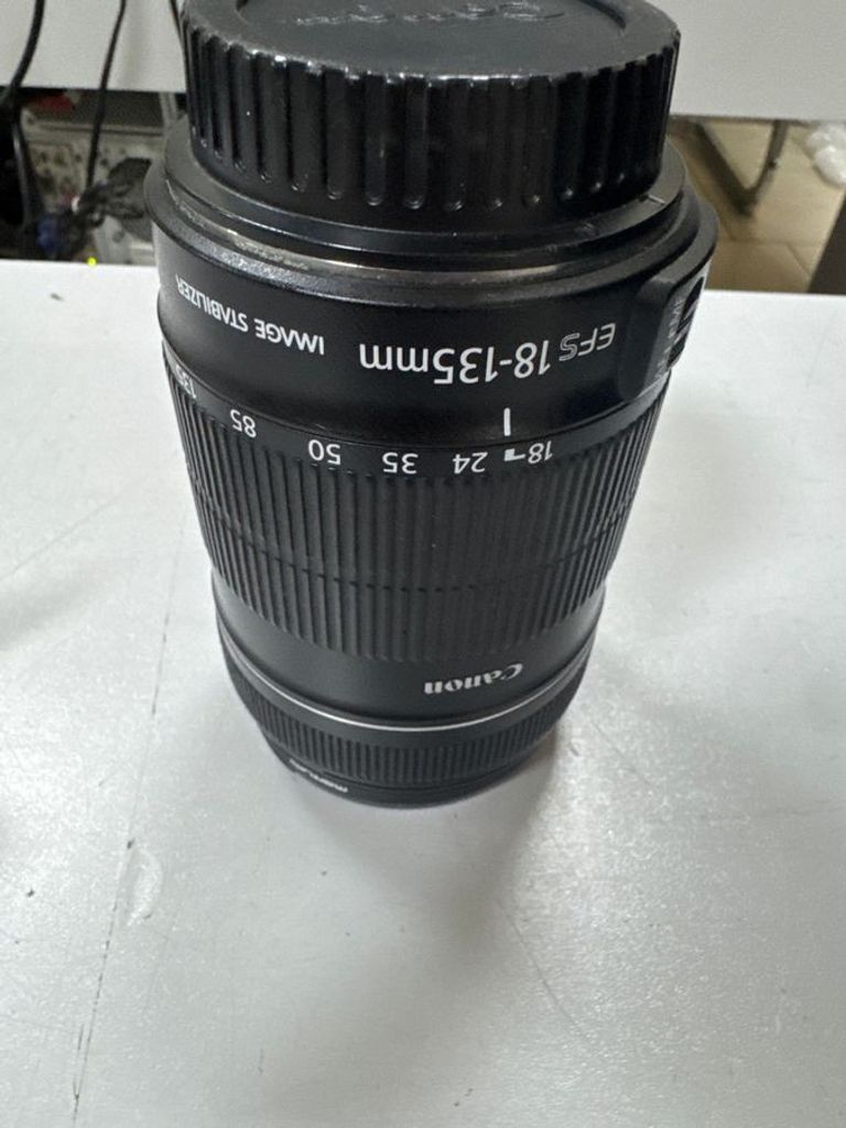 Распродажа Canon EF-S 18-135mm f/3,5-5,6 IS, продавец Техноскарб