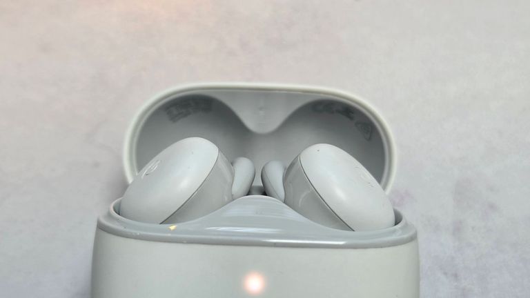 Дешево Google pixel buds a-series з ломбарду