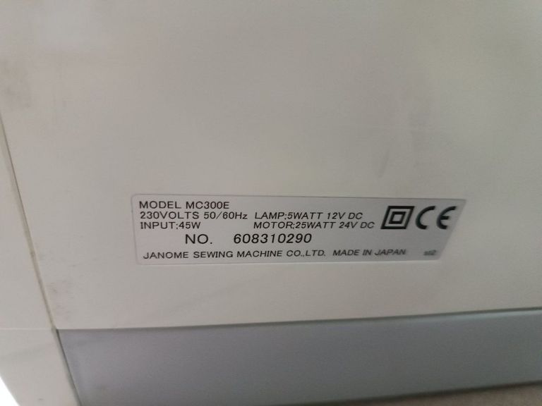 Дешево Janome 350e memory craft з ломбарду