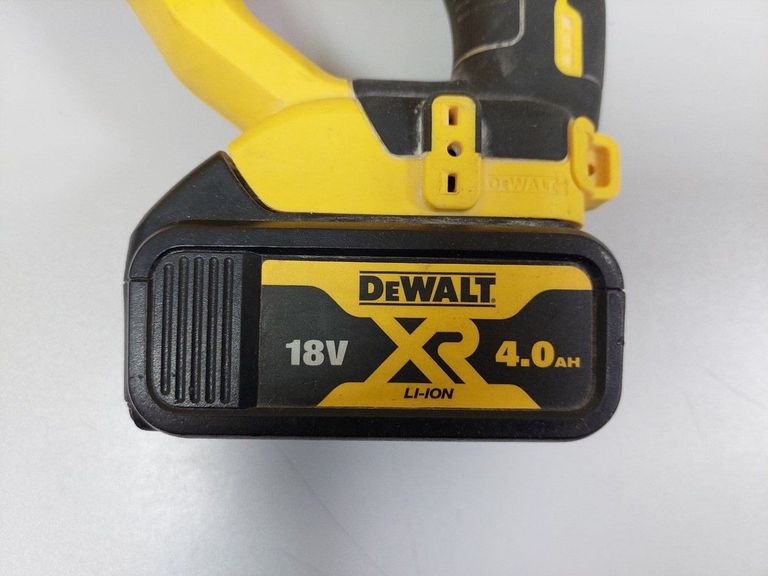 Распродажа Dewalt dch033 / 1 акб 4ah / зп, продавец Техноскарб