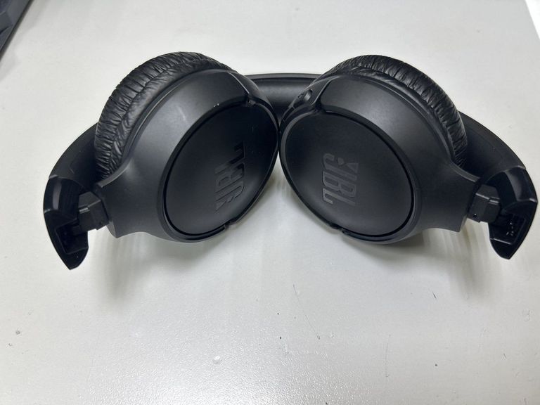 Дешево Jbl tune 520bt з ломбарду