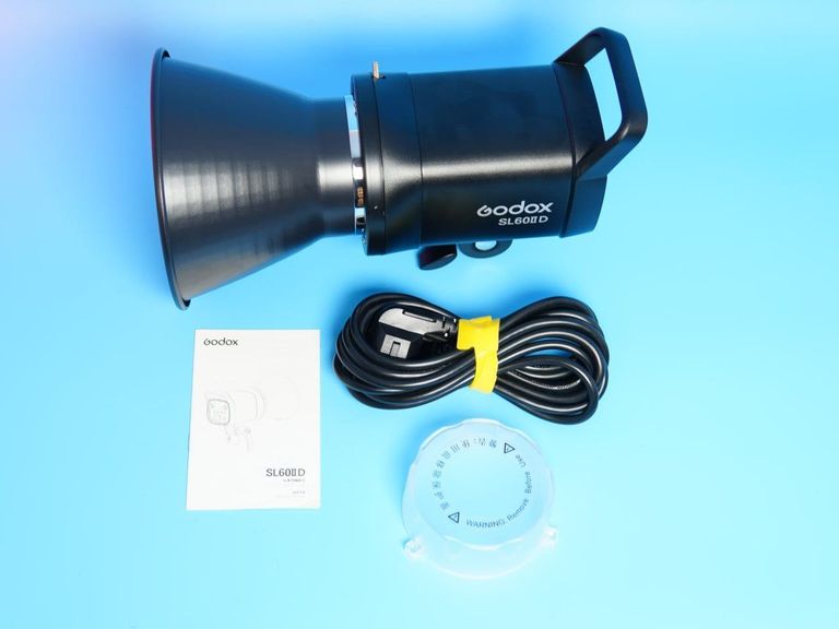 Дешево Godox SL60II з ломбарду