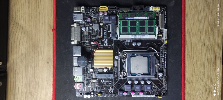 Купить ASUS H81T Б/У