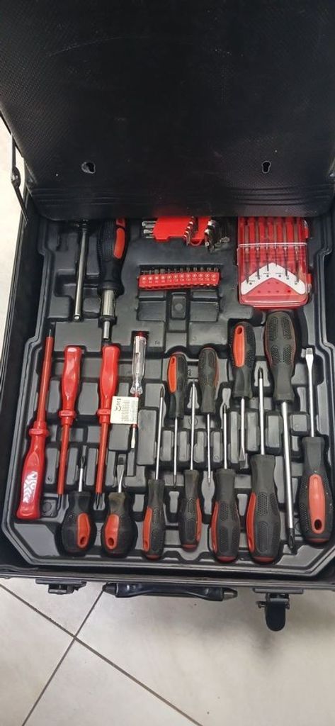 Дешиво And без моделі с ломбарда