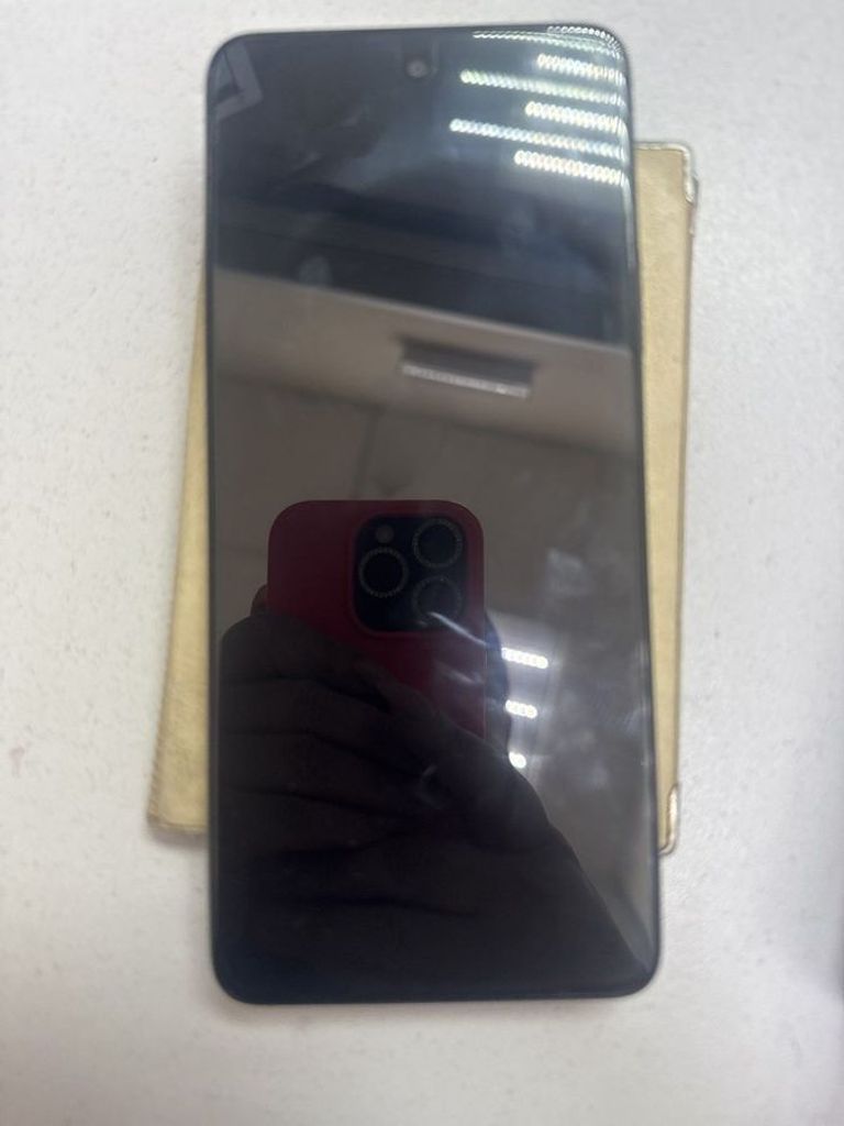 Дешиво Infinix Hot 50 8/128GB Sleek Black (4894947047749) с ломбарда