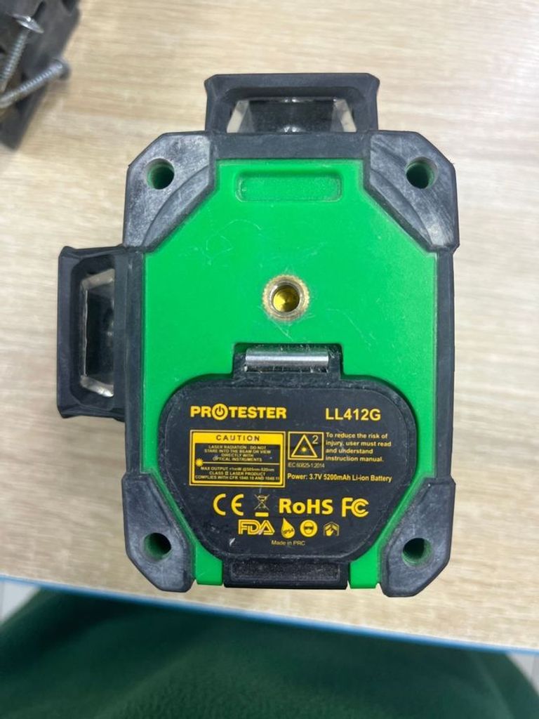 Дешево Protester LL412G з ломбарду