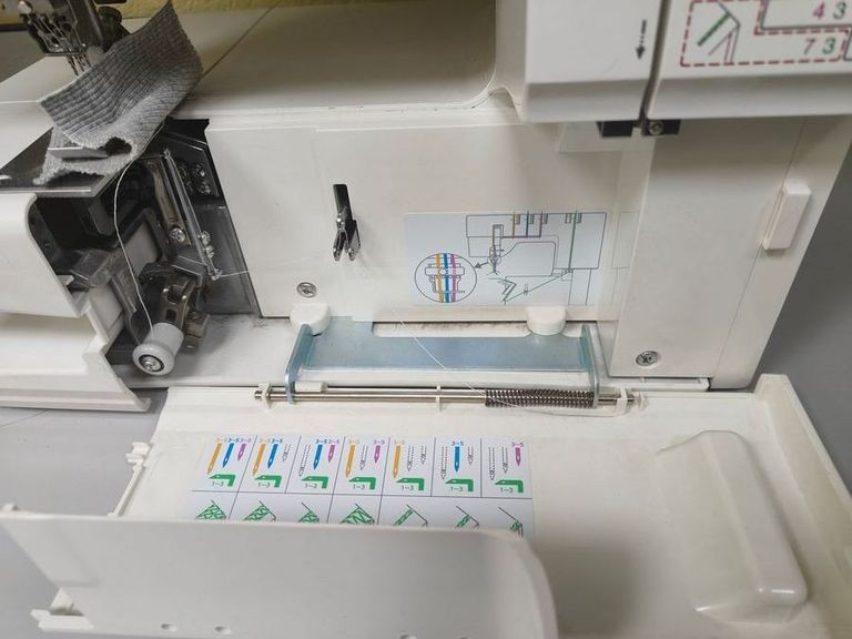 Оголошення Janome Cover Pro 8800 CPX Б/У