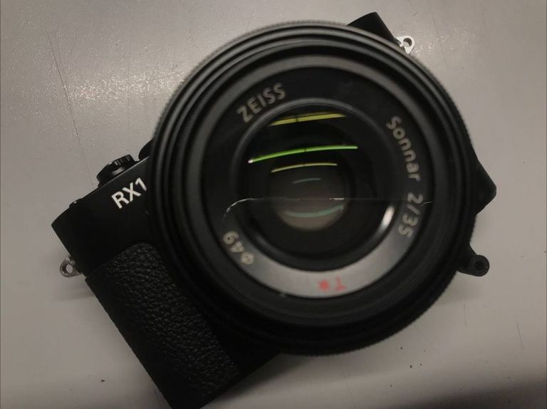 Дешиво Sony DSC-RX1R II с ломбарда