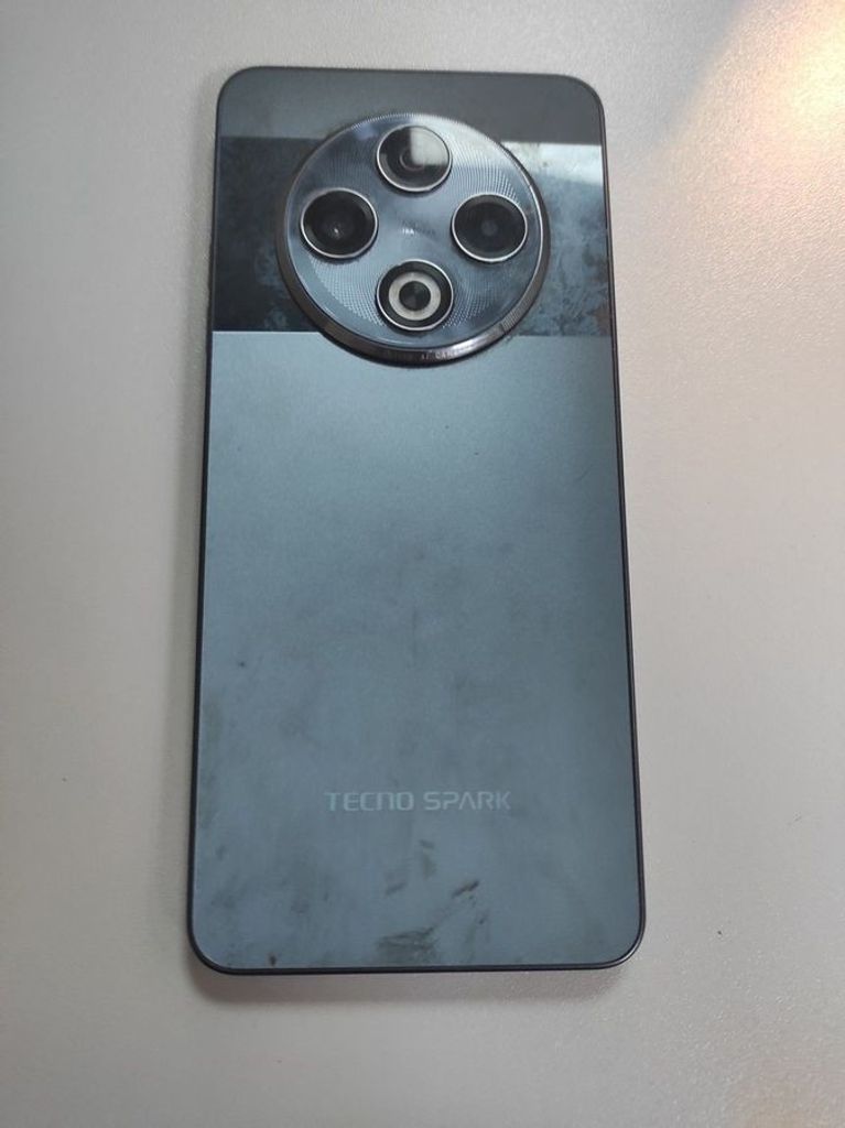 Купити Tecno spark 30 kl6 8/256gb Б/У