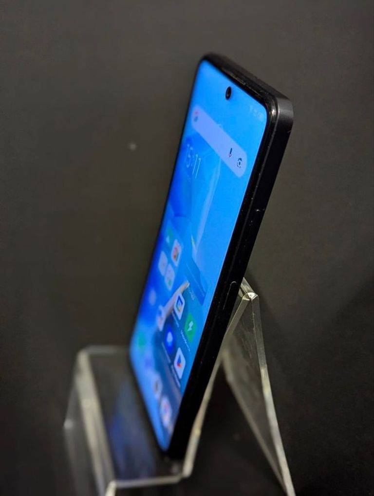 Оголошення Infinix hot 30 x6831 8/256gb Б/У