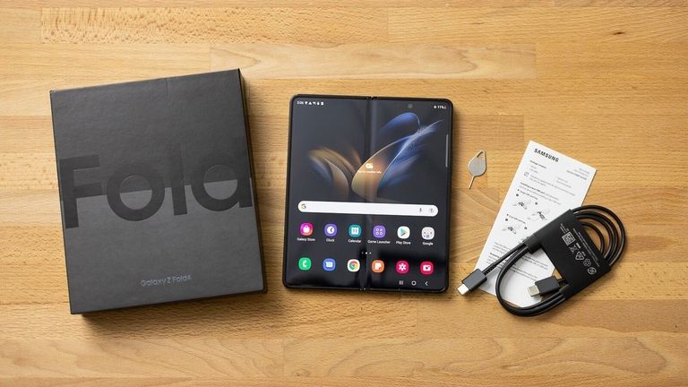 Купити Samsung Galaxy Z Fold 4 (256GB) SM-F936U Б/У