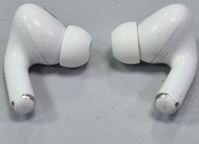 Apple airpods pro 2nd generation with magsafe charging case usb-c Код:01-200833142. Зображення 6