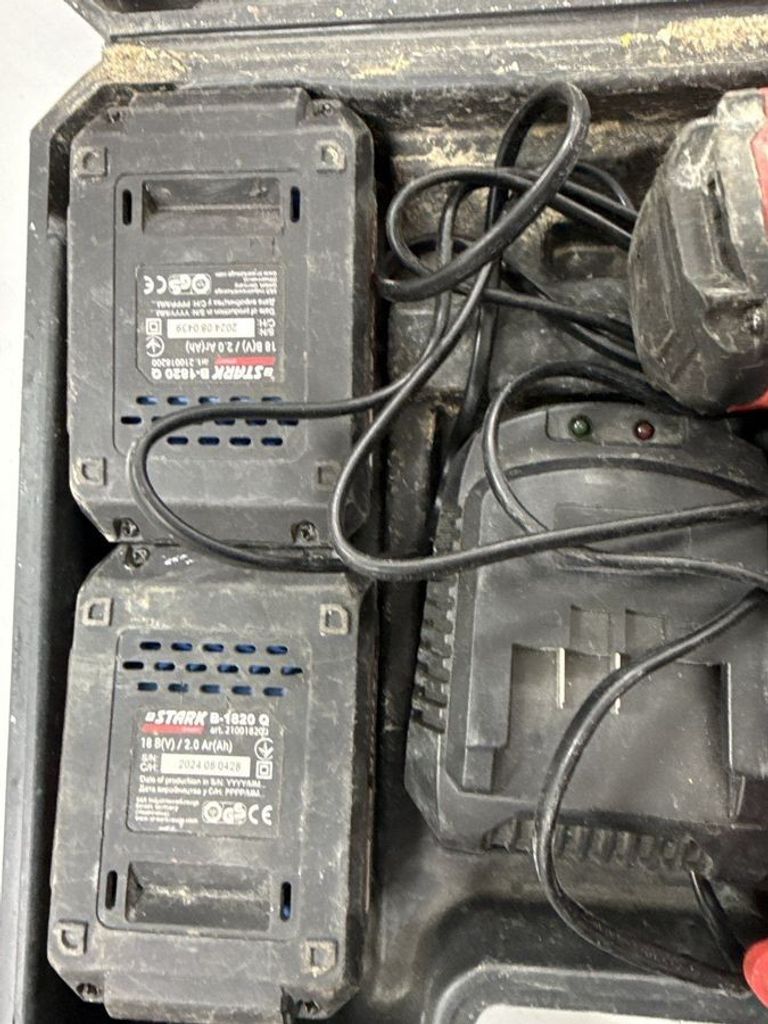 Дешево Stark cd 18/2 li-lon з ломбарду