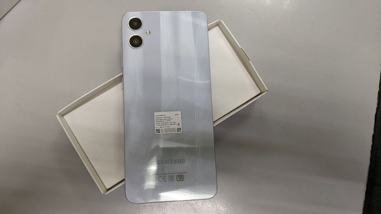 Дешиво Samsung galaxy a05 4/64gb с ломбарда