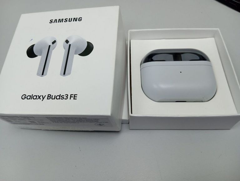 Купить Samsung galaxy buds 3 fe Б/У