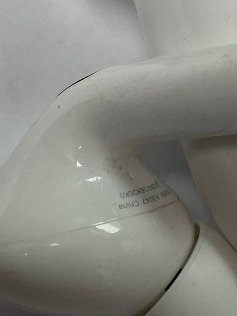 Apple airpods pro 2nd generation with magsafe charging case usb-c Код:01-200835608. Изображение 6