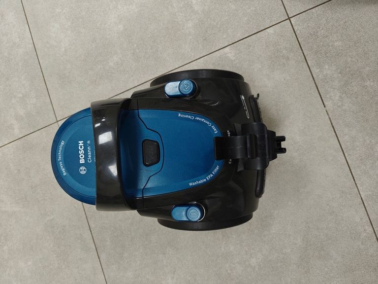 Купити Bosch Serie 2 BGS05A220 Б/У