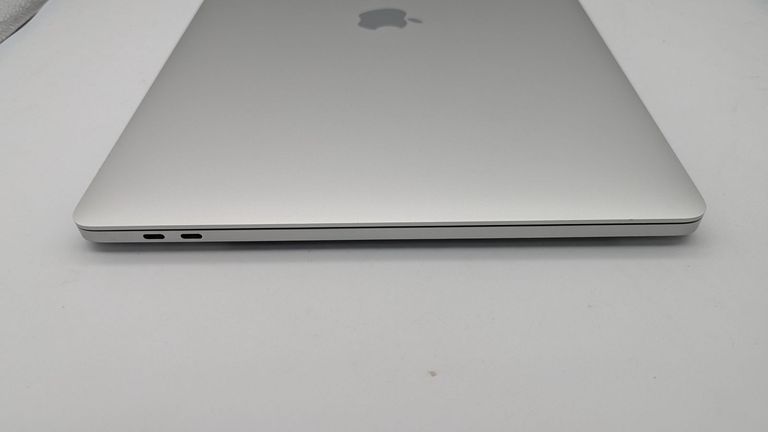 Apple macbook pro 16" 2019 a2141 core i7 2,6ghz/ram 16gb/ssd 512gb/intel graphics 630 Код:01-200858809. Изображение 8