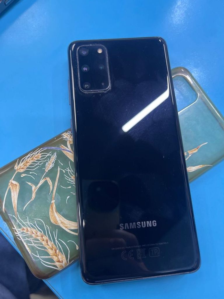 Розпродаж Samsung galaxy s20+ g985f 8/128gb, продавець Техноскарб