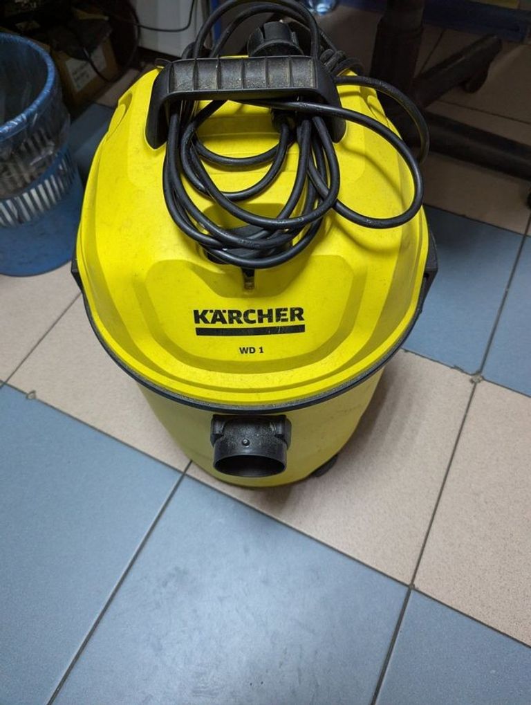Купити Karcher wd 1 car 1.098-307.0 Б/У