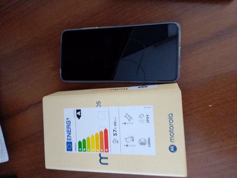 Купити Motorola moto g05 4/128gb Б/У