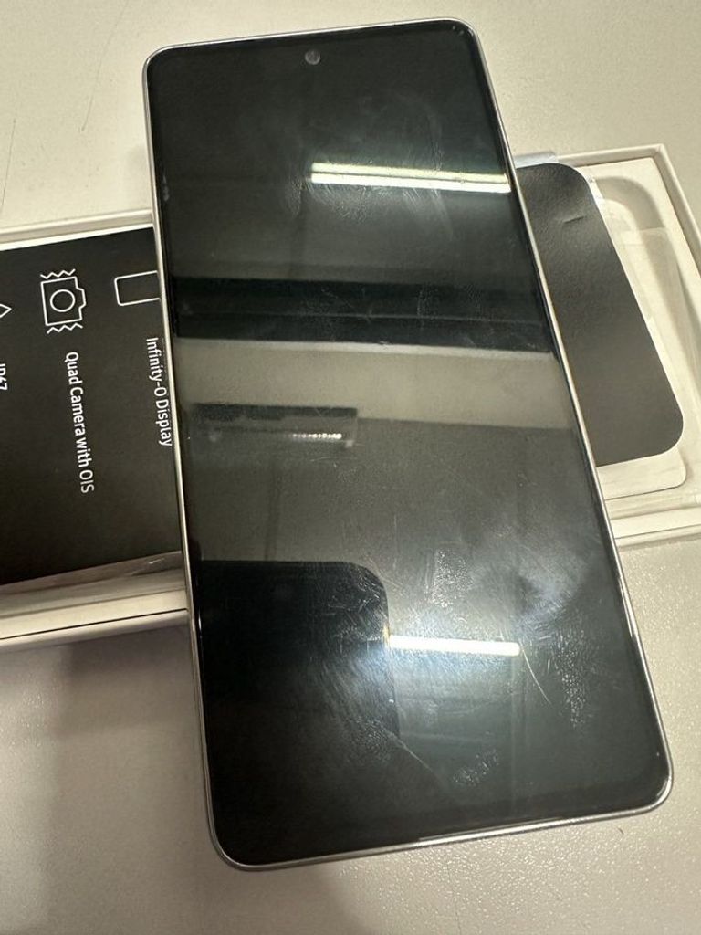 Дешево Samsung a536e galaxy a53 5g 8/256gb з ломбарду