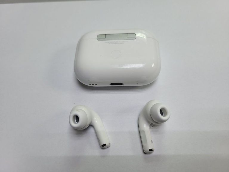Розпродаж Apple airpods pro 2nd generation with magsafe charging case usb-c, продавець Техноскарб