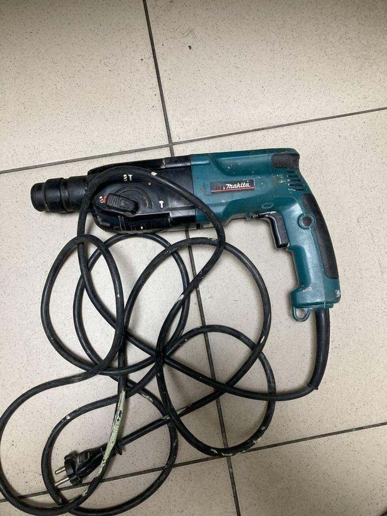 Купити Makita hr2450 Б/У