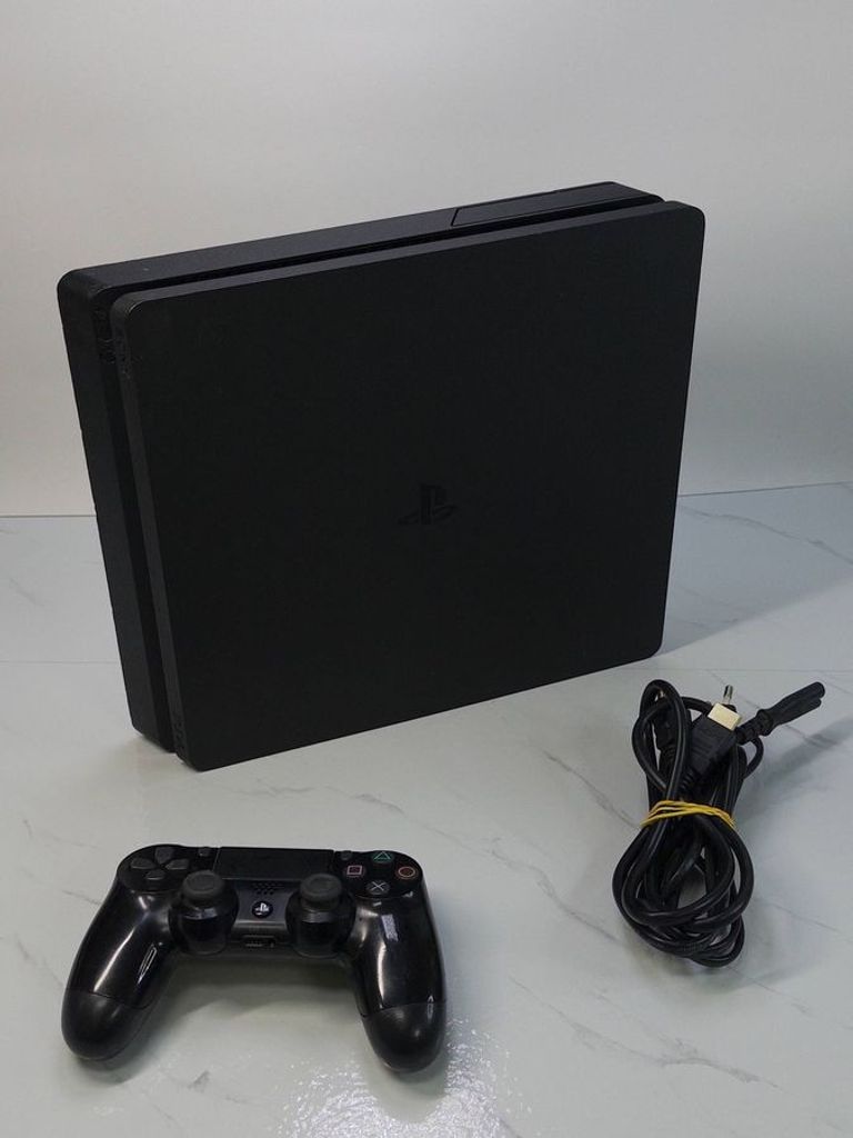 Купити Sony playstation 4 slim 500gb Б/У