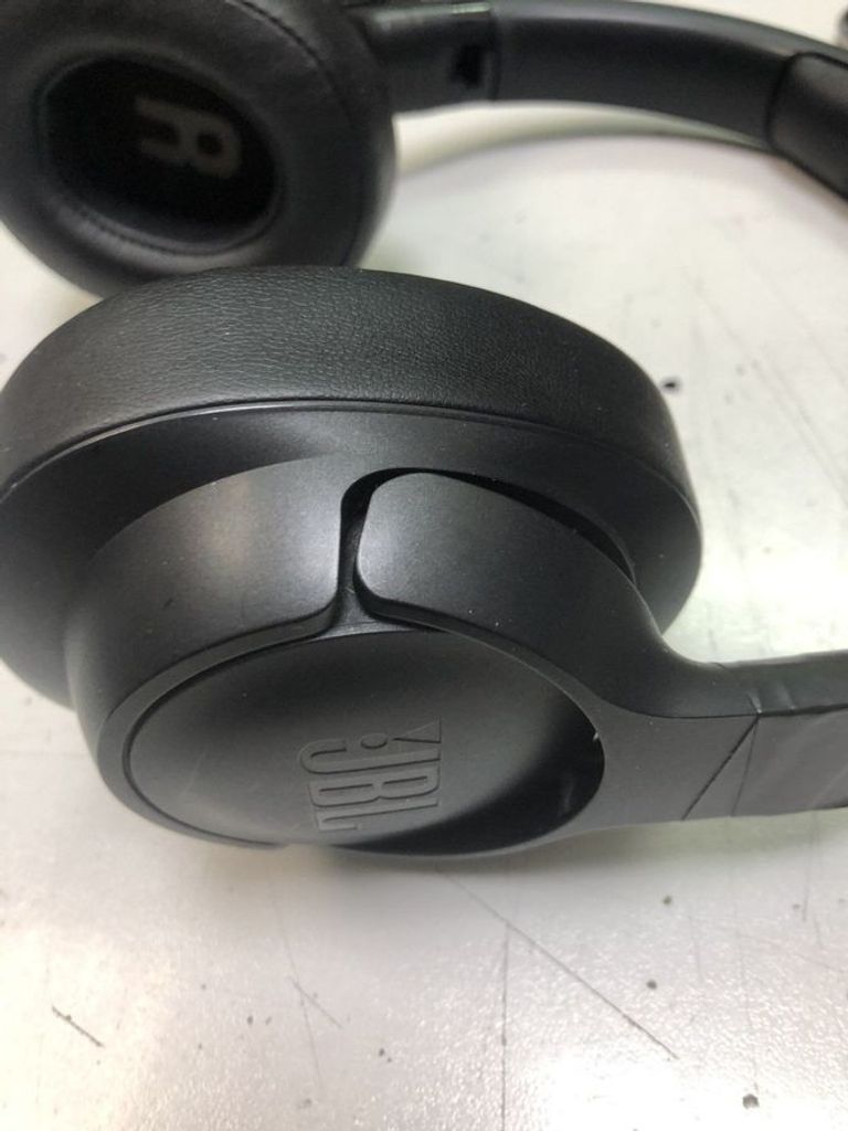 Объявление Jbl tune 720bt Б/У