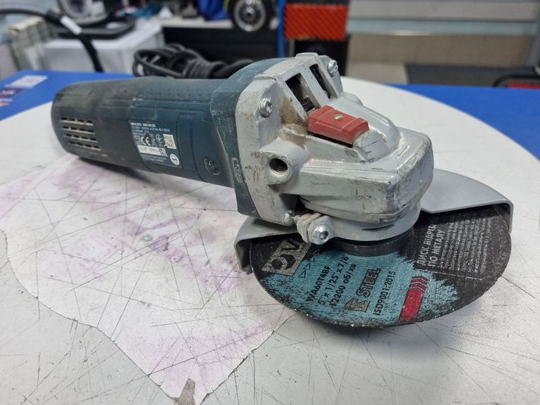 Дешево Bosch gws 9-125 s з ломбарду