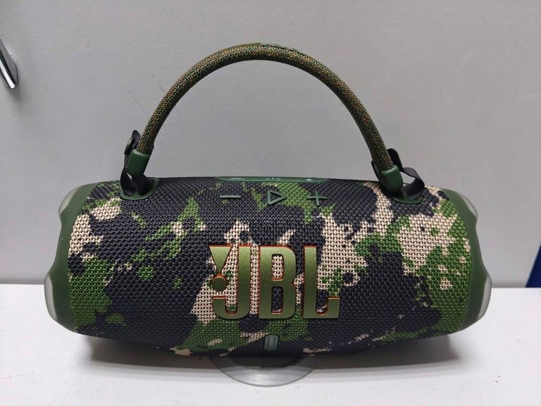 Купити JBL Charge 6 Black Б/У