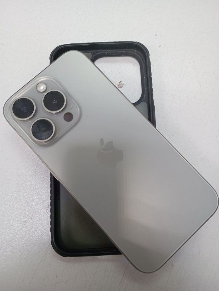 Дешево Apple iphone 15 pro 128gb з ломбарду
