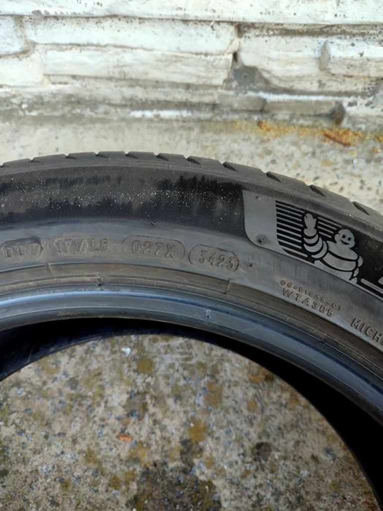 Дешево Michelin з ломбарду