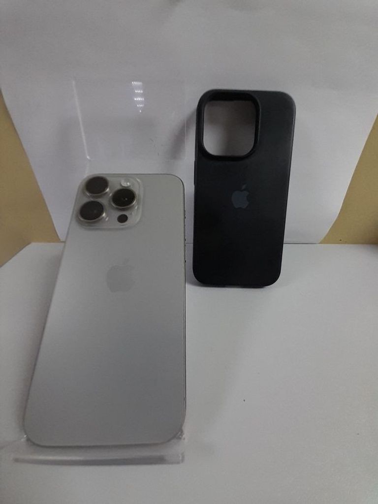 Купити Apple iphone 15 pro 128gb Б/У